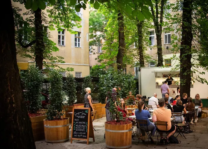 Flow Spaces Budapest